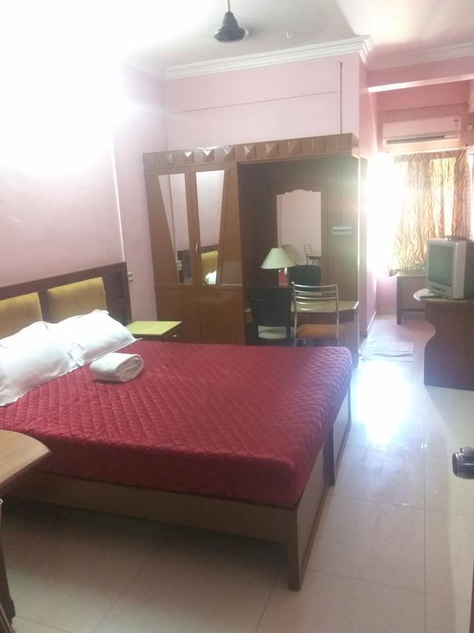 Hotel Malika Residency Ettumanoor Extérieur photo